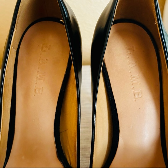 L.A.M.B. Black Leather D'orsay pumps size 7 - Picture 7 of 7